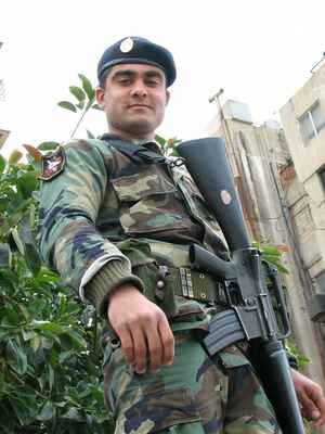 Libanon_Marek_Cejka (24) - Beirut - Lebanese soldier