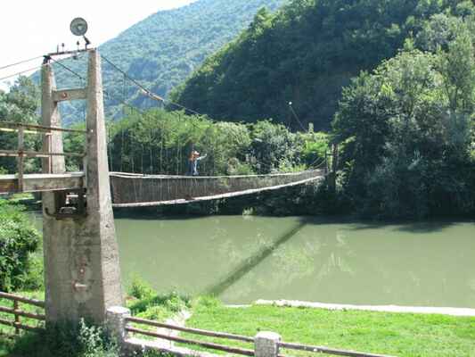 Serbija a Kosovo06 279 - most pres malou Moravu